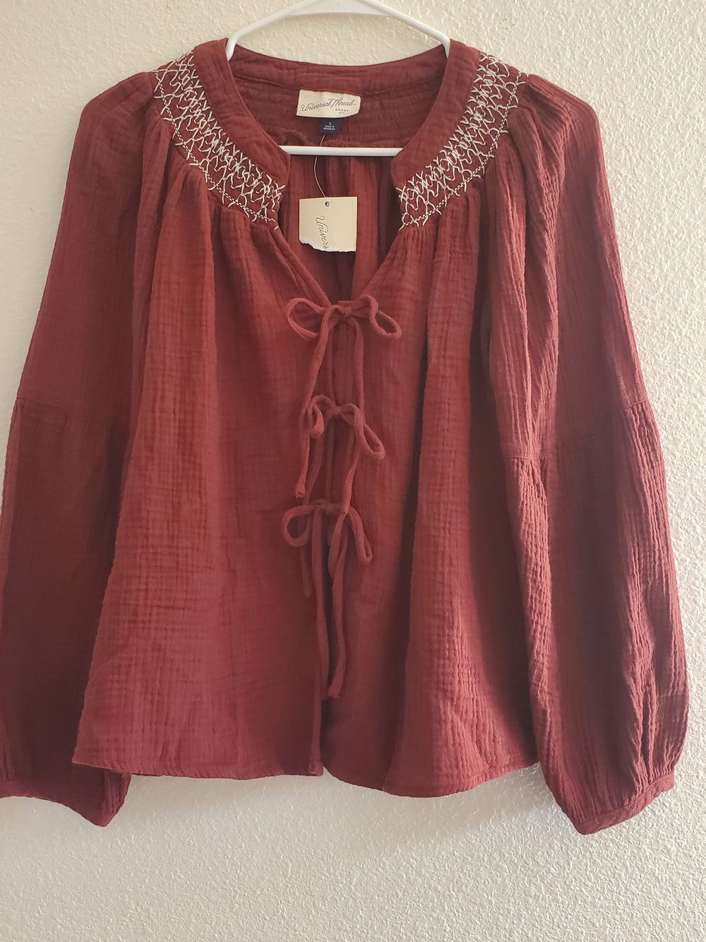 NWT Universal Thread Burgundy Tie-Front Peasant Tunic,White Embroidery Size S